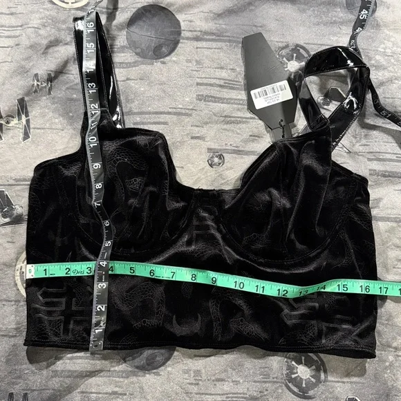 NWT KILLSTAR KELSI VELVET CROP TOP SZ XXL - Picture 6 of 6